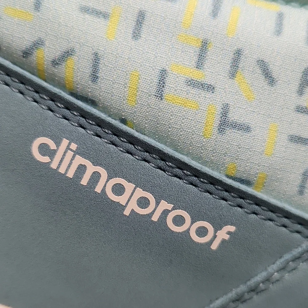 Adidas Terrex Choleah Padded Climaproof Winter Boots (W Size 7.5)